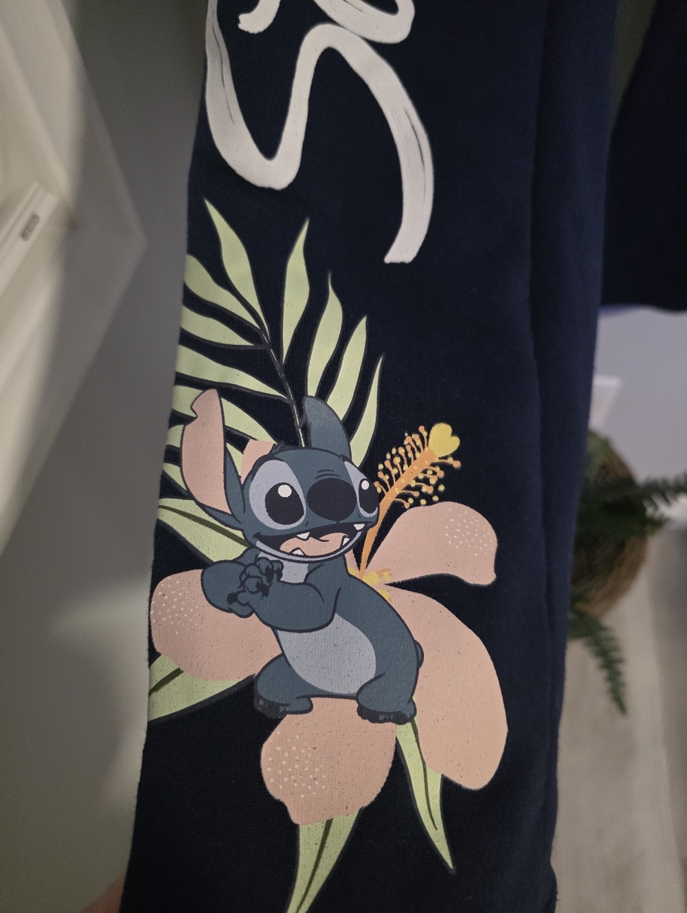 Disney Stitch Navy Sweatpants Graphic Lounge Joggers Size Large - Picture 11 of 12